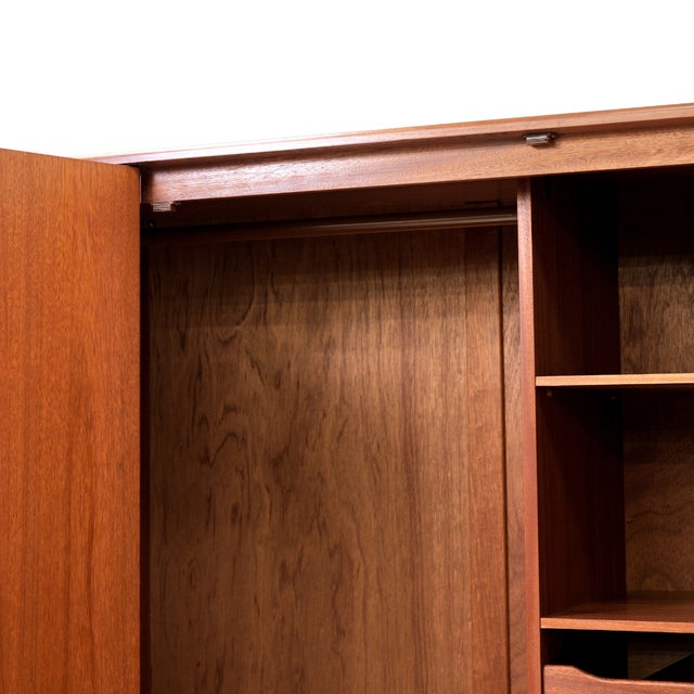 1960s Mid Century Teak Triple Armoire by Vb Wilkins for G Plan For Sale - Image 5 of 10