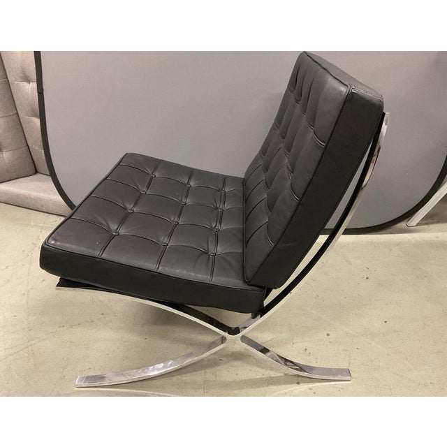 Black Mid 20th Century In the Style of Ludwig Mies Van Der Rohe for Knoll - A Pair of Barcelona-Style Black and Chrome Chairs For Sale - Image 8 of 11