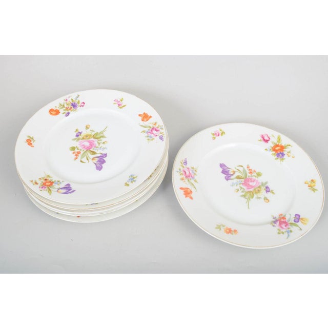 Rosenthal Else, set of six dinner plates. Set of six porcelain dinner plates in Rosenthal’s Else pattern featuring...