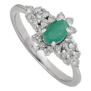 Diamond Studded Regal Natural Emerald Wedding & Engagement Cocktail Ring Size 6 For Sale
