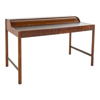 Hekman Furniture Mid Century Desk With Cylinder Roll For Sale