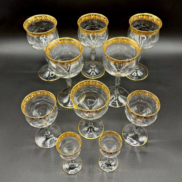 French Belle Époque Hand-Blown and Hand-Gilded Glass Champagne Coupes, Wine, Port and Liqueur Glasses, 1900s, Set of 18 For Sale - Image 14 of 18