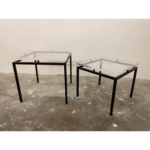 1980s Vintage Modernist Acrylic Glass and Steel Side Tables, 1980s, Set of 2 For Sale - Image 5 of 11