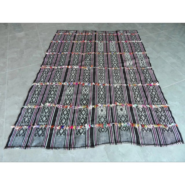Vintage Primitive Rug Hand Woven Cotton Anatolian Kilim Rug - 5′8″ × 7′8″ For Sale - Image 10 of 10