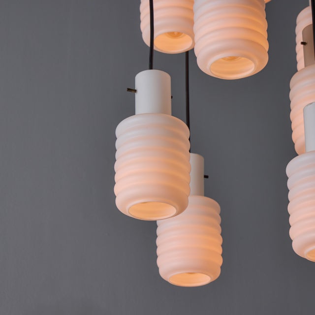 1950s Italian 8-Glass Cascading Chandelier Attributed to Arredoluce For Sale - Image 14 of 17