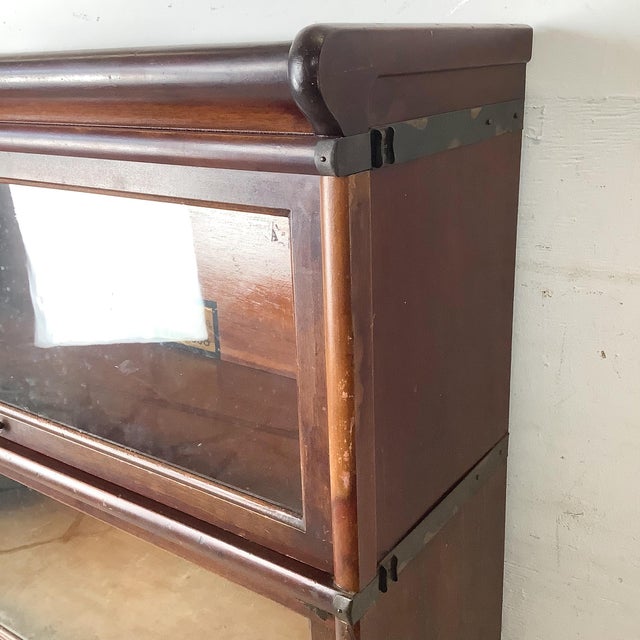 Globe-Wernicke Mahogany Barrister Bookcase — Three Sections, Original Labels, Early 1900s For Sale - Image 10 of 18