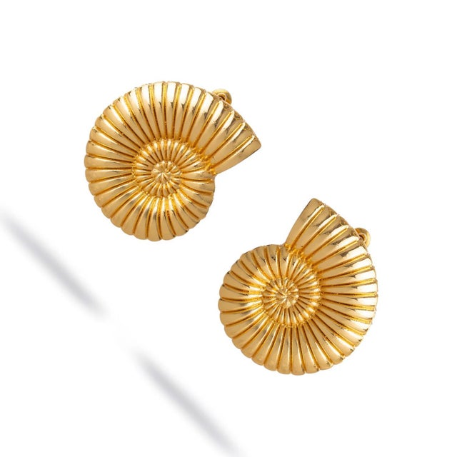 Contemporary Golden Spiral Seashell Earrings, A Pair For Sale - Image 3 of 8