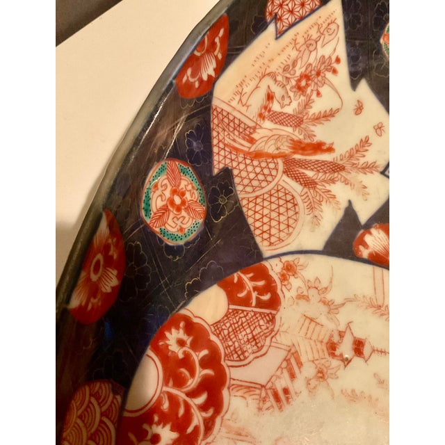 Antique Japanese Imari Porcelain Dish Period: Meiji Era (1868–1912) For Sale - Image 9 of 18