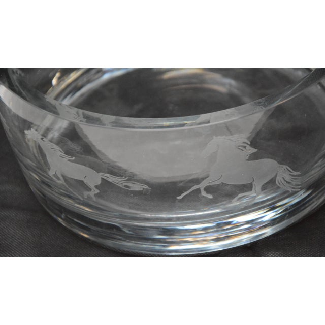 Etched Horses on a Clear Glass Serving Bowl For Sale In Nashville - Image 6 of 7