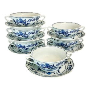 1970s Vintage Japanese Chinoiserie Blue Danube Meissen Style Handled Bowls & Underplates - 6 Settings, 12 Pieces