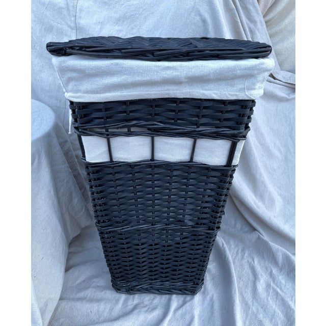 2010s Black Woven Wicker Laundry Hamper with Lining For Sale - Image 5 of 9