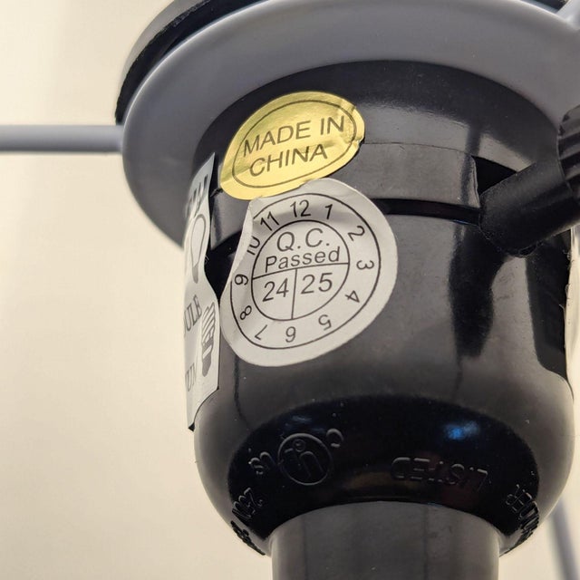 Glass Lillian August Halcyon Faceted Crystal Table Lamp For Sale - Image 7 of 8