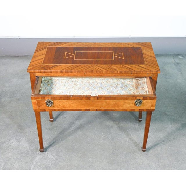 Louis XV Desk in Inlaid Walnut. 1700 For Sale - Image 4 of 18