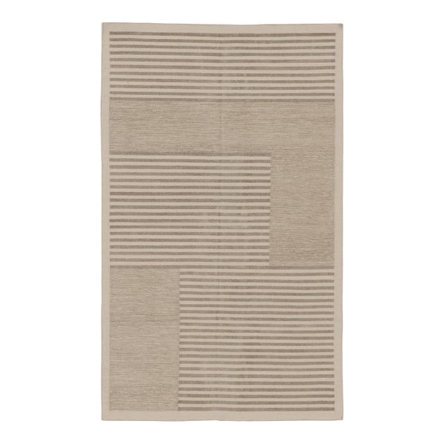 Rug & Kilim’s Contemporary India Dhurrie Rug in Taupe and Cream Geometric For Sale