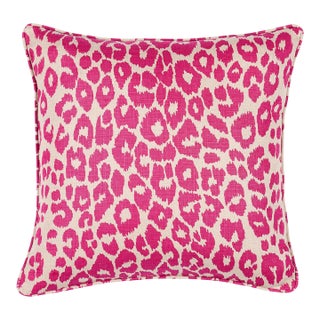 Schumacher Iconic Leopard 18" Pillow in Fuschia/Natural For Sale