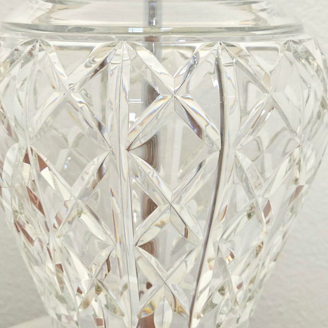 Late 20th Century Waterford Crystal Kylemore Ginger Jar Table Lamp With Original Shade For Sale - Image 9 of 15