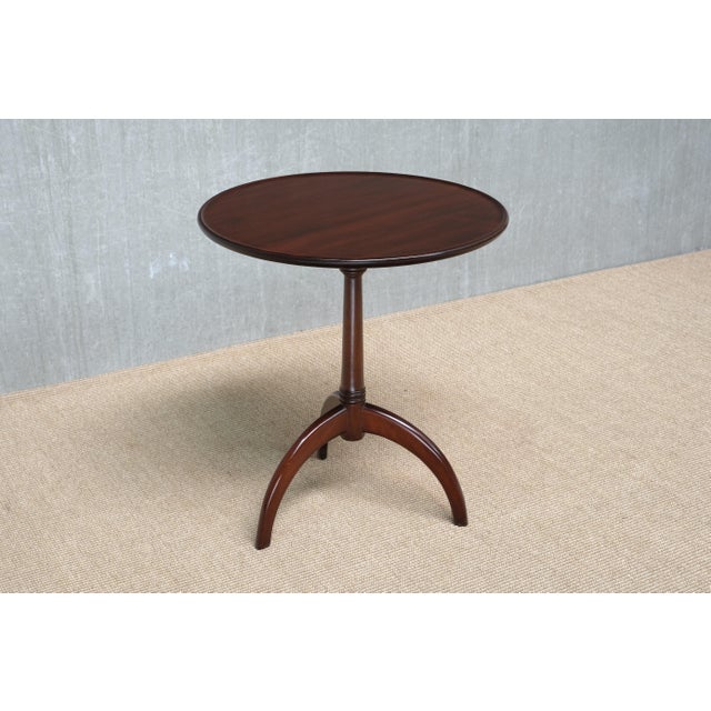 3-Legged Side Table in Mahogany by Frits Henningsen, Denmark, 1940s For Sale - Image 4 of 12