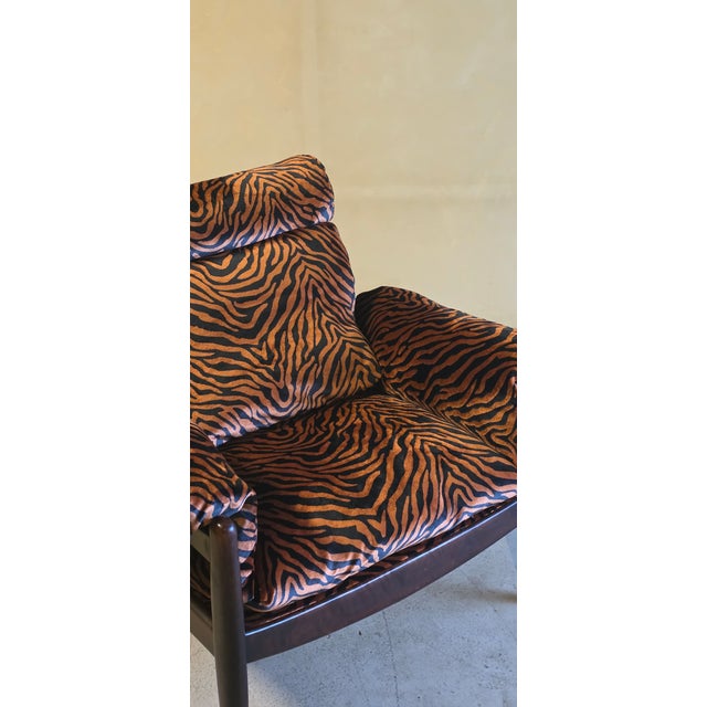 Wood Set of Vintage Lounge Chair with Ottoman in Orange Zebra Velvet Fabric, 1970s For Sale - Image 7 of 15