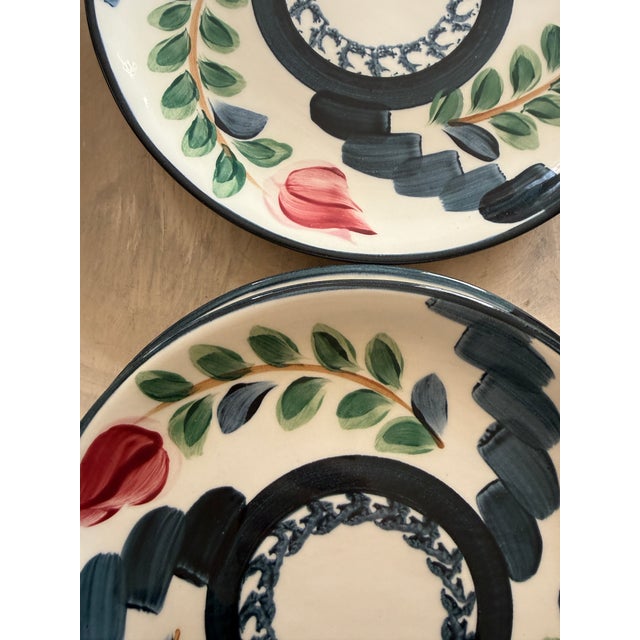1990s Set of 5 Hand Painted Studio Pottery Plates Signed P Silkotch 1993 Mississippi Folk Art 7 7/8 Inch Salad Plates For Sale - Image 5 of 10