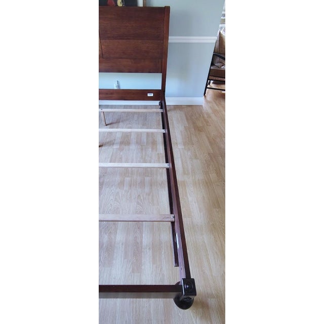 Ethan Allen British Classics Queen Cayman Bed For Sale - Image 9 of 17