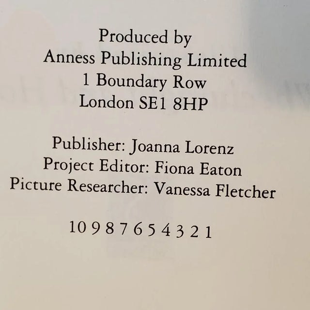 Green Vintage King Arthur & Robin Hood Hardcover Book For Sale - Image 8 of 11