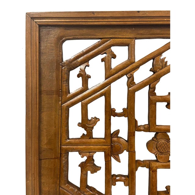 Mid-20th Century Chinese Carved Wooden Window Lattice Panel For Sale - Image 4 of 9