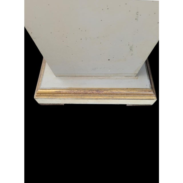 French Vintage French, Neo- Classical Large Laurel Leaf Scalloped Edge Umbrella Stand For Sale - Image 3 of 6