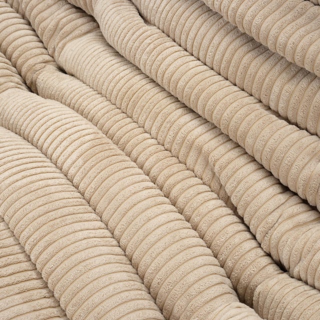 Cream Vintage Ligne Roset Togo Chaise Lounge in Cream Corduroy For Sale - Image 8 of 13