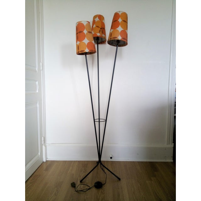 Vintage Tripod Floor Lamp - 1970 Superb floor lamp straight out of the 1970s. Black lacquered metal frame resting on 3...