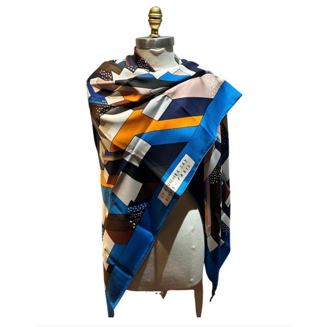 Hermes On Summer Day Silk Shawl 140cm For Sale - Image 10 of 11