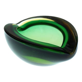 Mid-Century Modern Murano Glass Bowl, 1960s For Sale