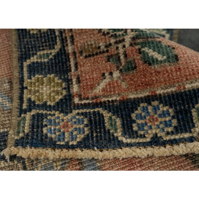 Turkish Mini Rug Oriental Hand Knotted Vintage Rug 1'6" x 2'10" #21226 For Sale In Houston - Image 6 of 8