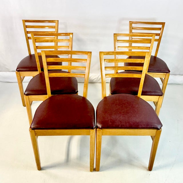 Art Deco 1940s Vintage Art Deco Italian Honey Stained Maple Back Slat Dining Chairs - Set of 6, After Gio Ponti For Sale - Image 3 of 13