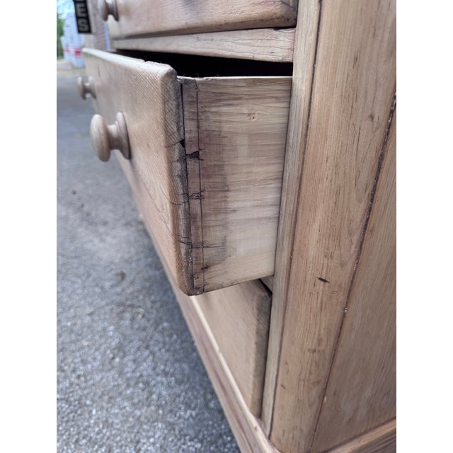 19th Century Pine Chest of Drawers For Sale - Image 11 of 17
