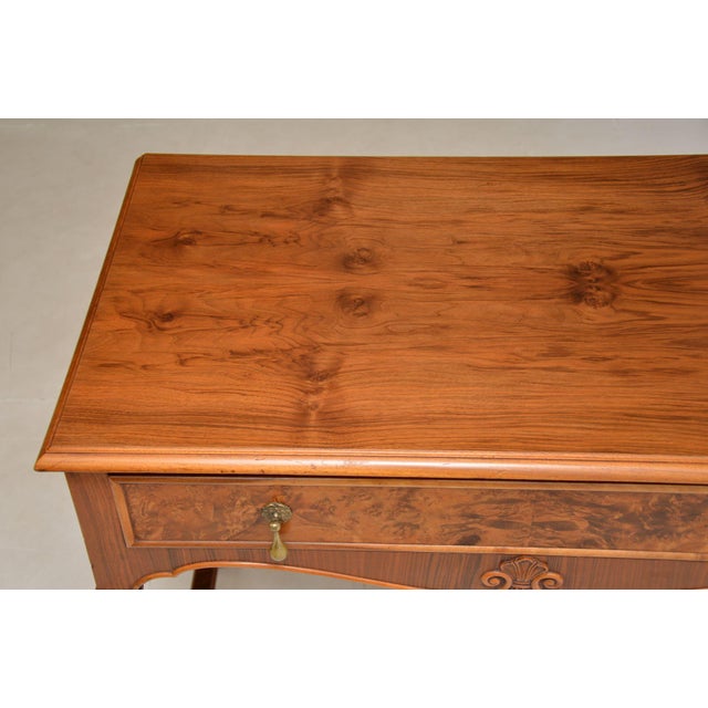 1930s Vintage Walnut Side Table, 1930s For Sale - Image 5 of 11