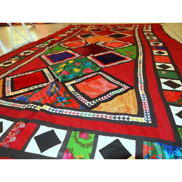 Textile Handmade Vintage Uzbek Suzani Patchwork, 1960s For Sale - Image 7 of 12