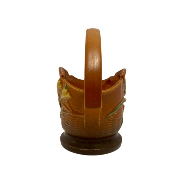 Vintage (1940’s) Roseville Art Pottery Freesia Brown Basket #391-8 VGC. Very good overall preowned condition. Basket...