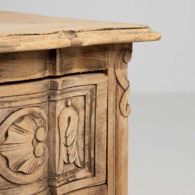 Amber Mid 20th Century France Louis XV Amber Wood Chests of Drawers For Sale - Image 8 of 10