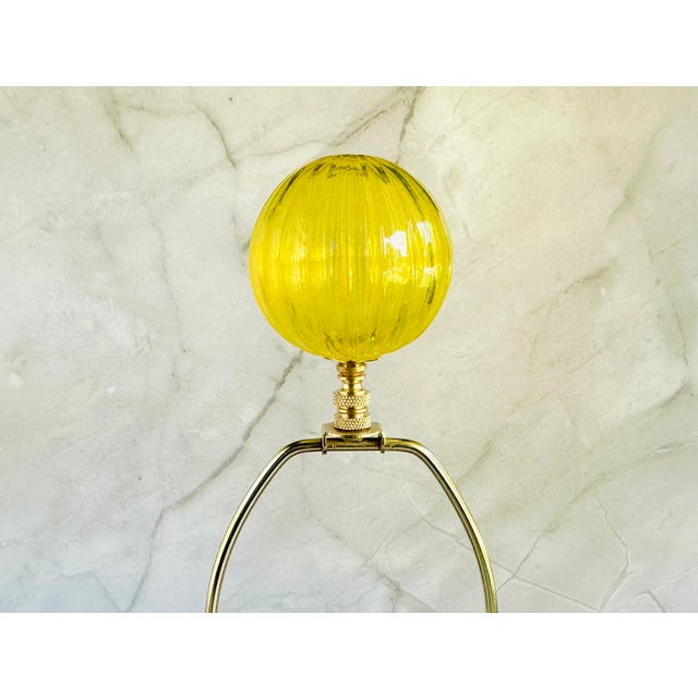 2020s Ribbed Optic Glass Lamp Finial in Yellow on Bronze Hardware For Sale - Image 5 of 7
