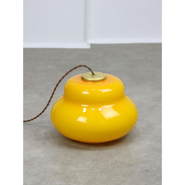 Mid-Century Italian Yellow Glass and Brass Pendant Lamp For Sale - Image 17 of 18