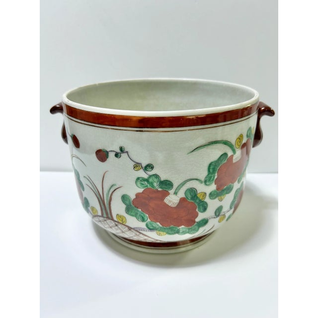 Chinoiserie Vintage Chinoiserie Floral Cachepot Planter With Double Handles For Sale - Image 3 of 11
