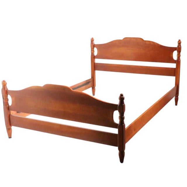 Vintage Molly Stark Cushman Colonial Full Size Bed C. 1940's For Sale In New York - Image 6 of 18