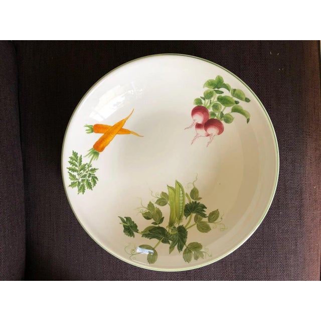 Ceramic Vintage Large Handpainted Vietri Dish with Carrots, Peas, and Radishes For Sale - Image 7 of 7