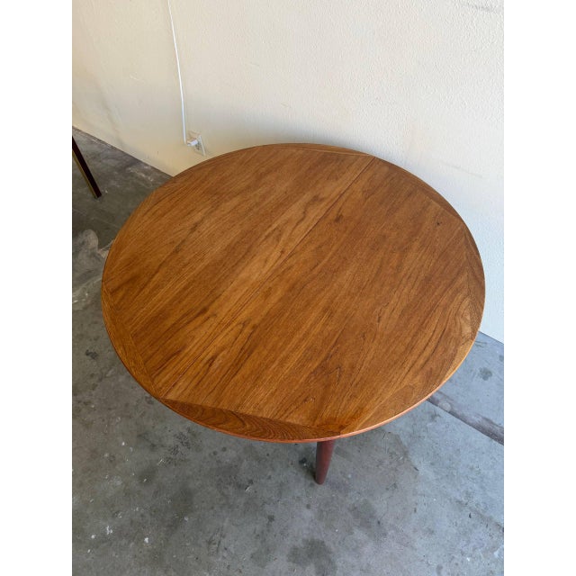 Danish Teak Round Dining Table – Vintage Mid Century Modern Table 1960s For Sale - Image 4 of 9
