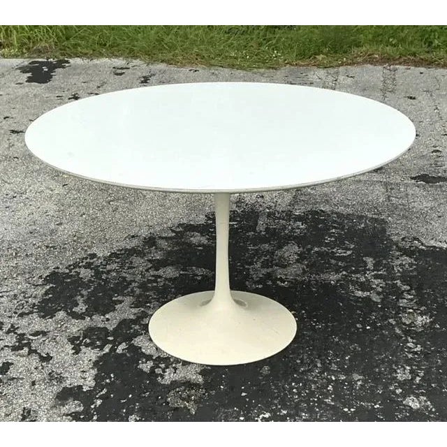 Mid-Century Modern Vintage Eero Saarinen for Knoll Tulip Table For Sale - Image 3 of 8