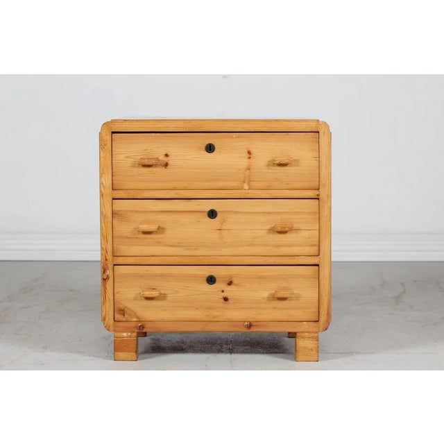 Art Deco Danish Dresser in Pine, 1940s For Sale - Image 9 of 9
