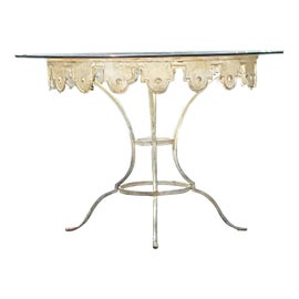 Example of Outdoor Dining Tables