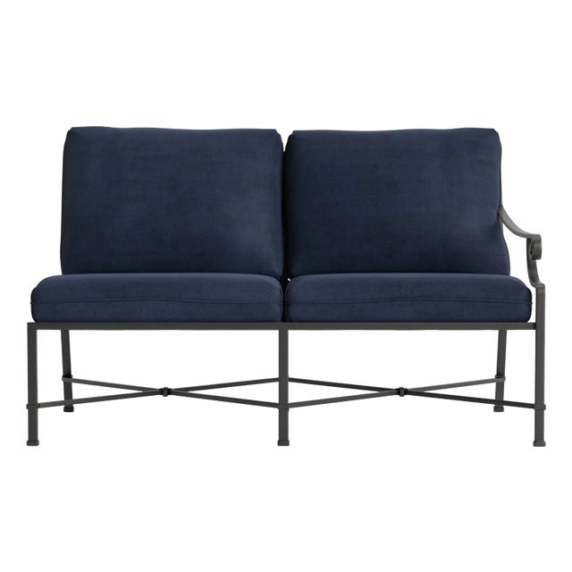 Brown Jordan Venetian Right Arm Loveseat, Textured Pewter frame with Fusion Neptune fabric For Sale