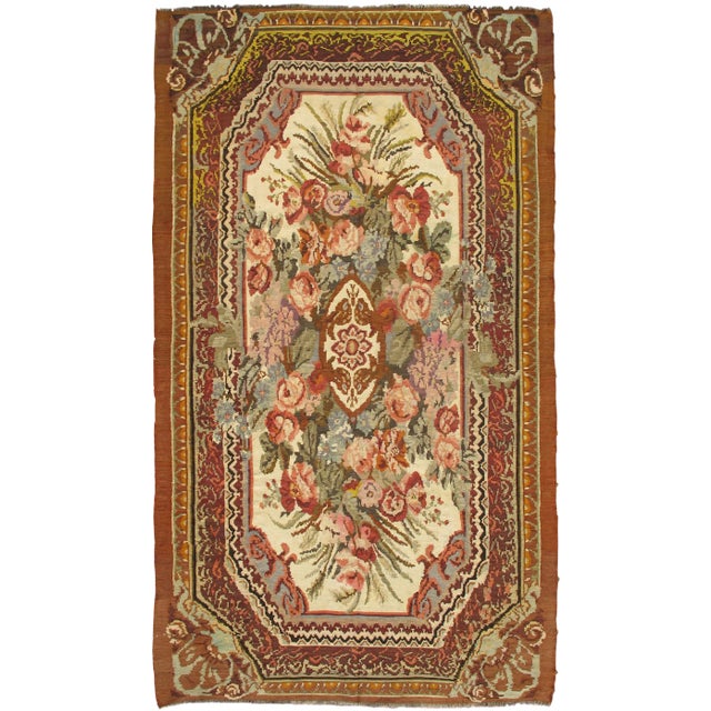 Handwoven Kilim Rug With Ornate Floral Medallion in Cream, Rose, Olive 7'7 X 13' For Sale