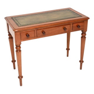 Antique Victorian Leather Top Desk, 1850 For Sale